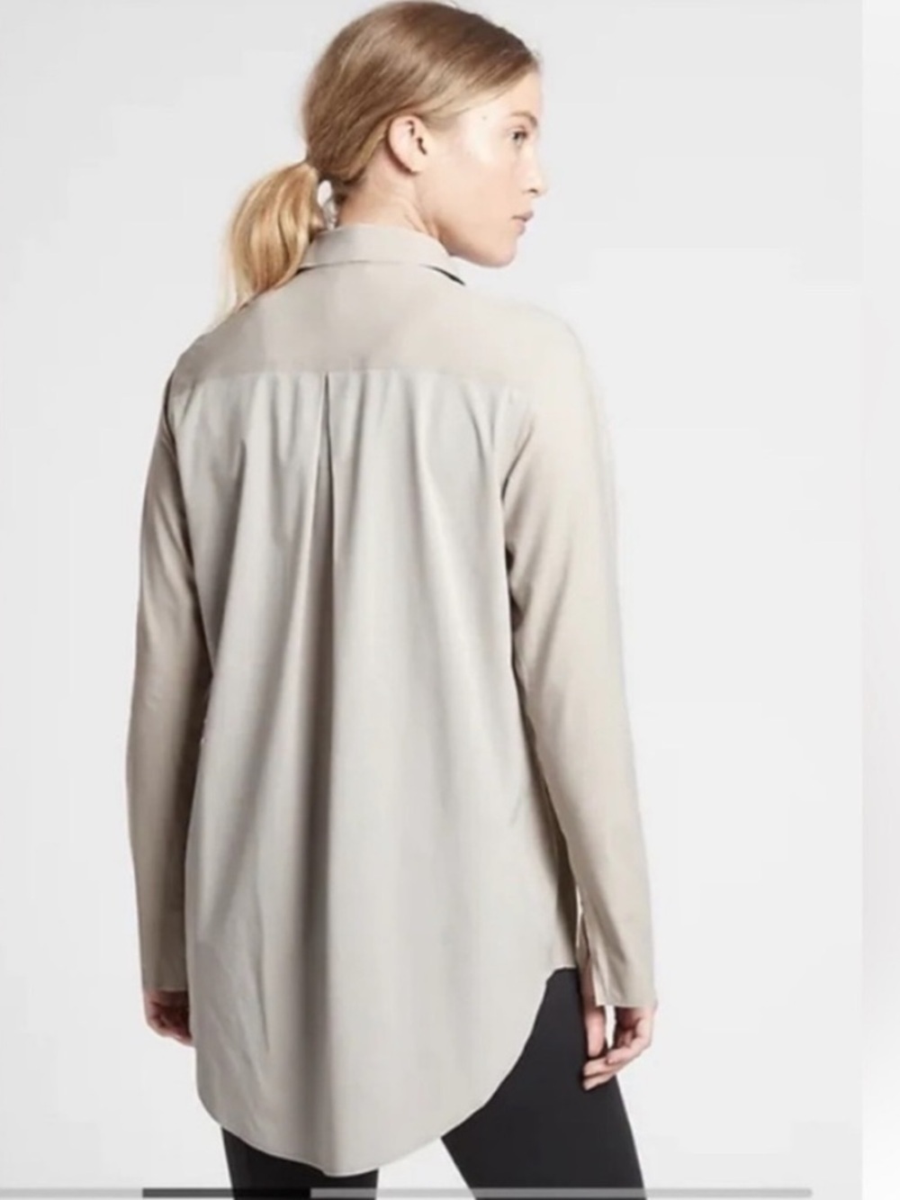 Athleta Urbanite Beige Long Sleeve Button Down Stretch Breathable Womens L NWOT